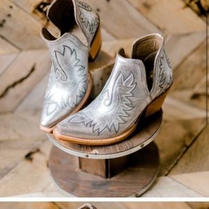 Ariat Silver Boots